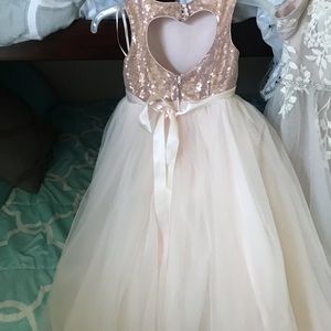 Flower girl dress girls size 6 from David’s bridal